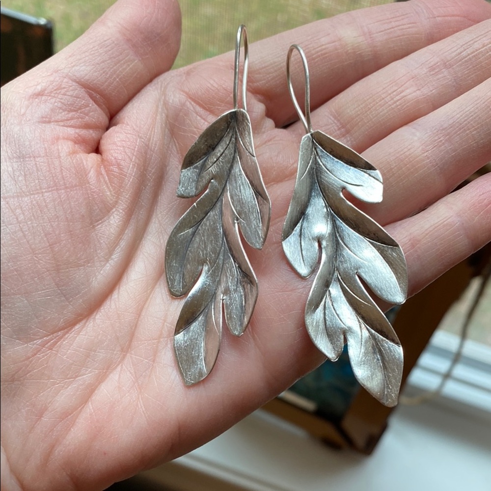 Silver leaf earrings - Picture 3 of 4